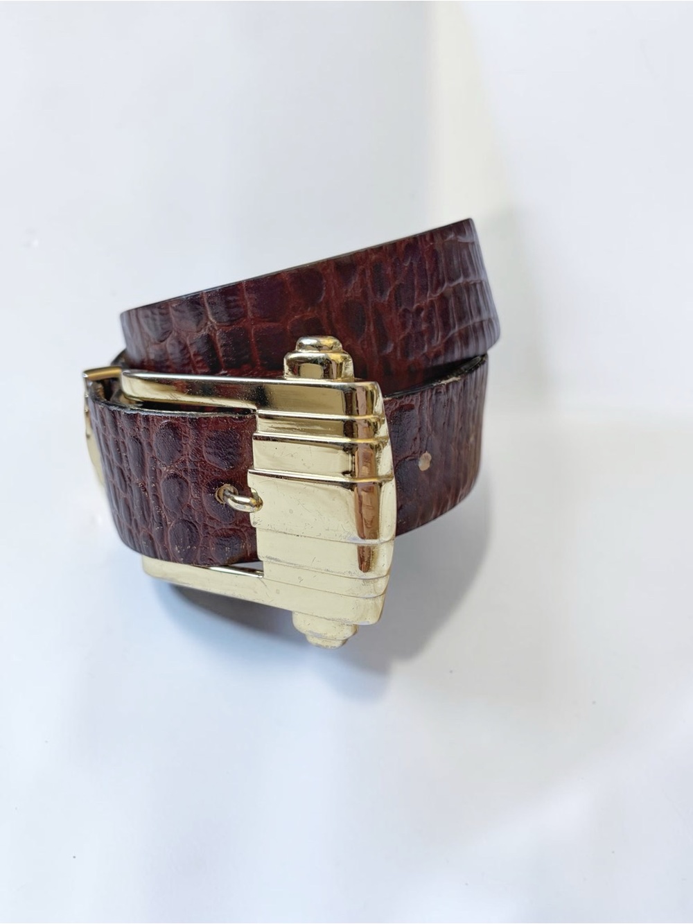 The Ritz Collection Croc-Embossed Leather Brown Belt Art Deco Gold Buckle XS